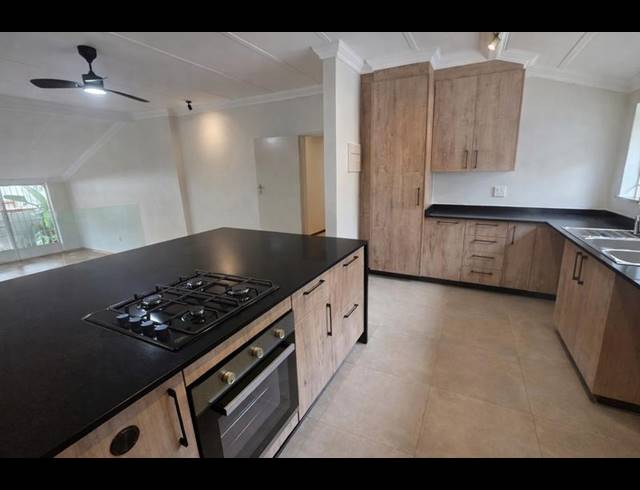 3 BEDROOM PROPERTY TO RENT IN BROOKLYN